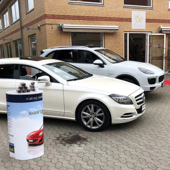 Mobile Promotiontheke und Messetheke für Messen, Events und POS – faltbar, stabil und transportfreundlich