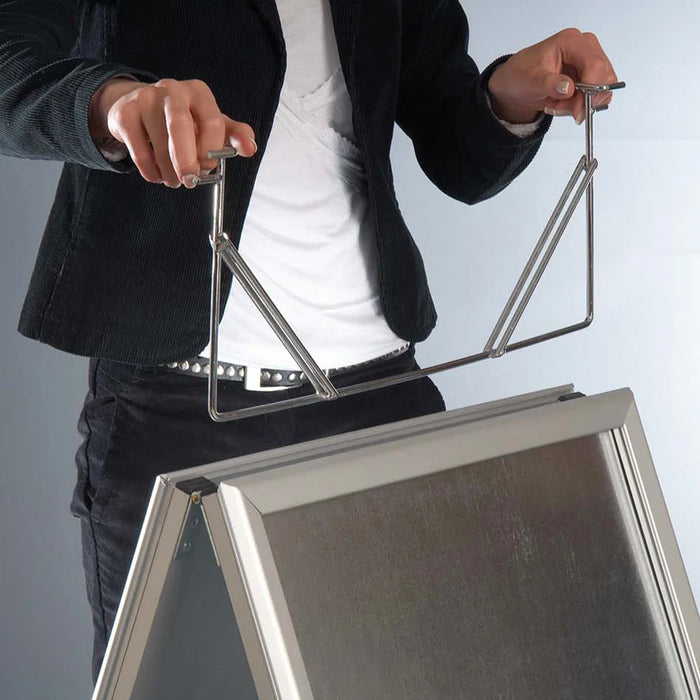 Kundenstopper Alu Klapprahmen – Werbeaufsteller A2, 50x70, A1, 70x100, A0 | Innen & Außen