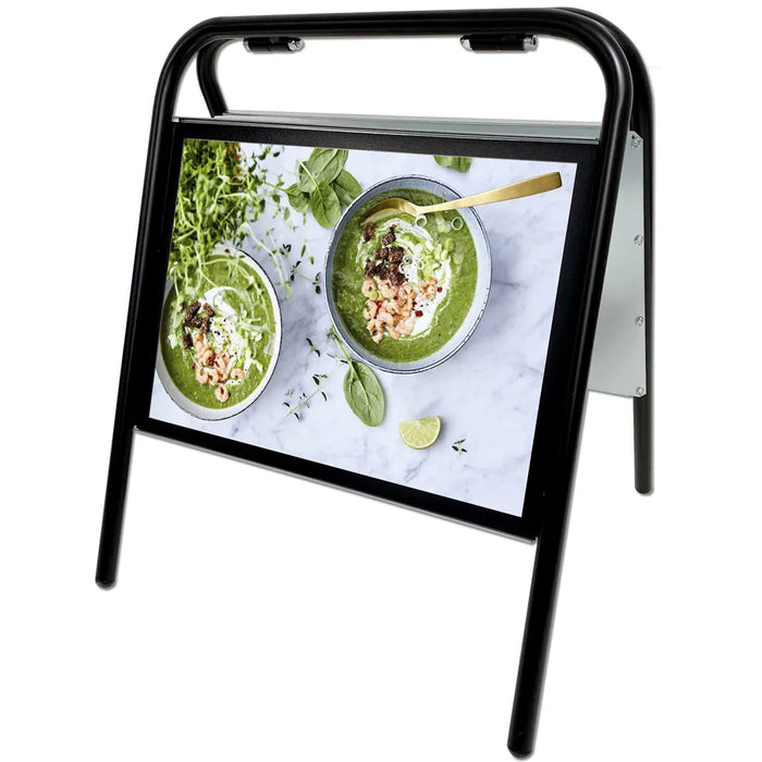 Schwarzer Stahl Kundenstopper A3 mit transparenten APET Frontplatten Outdoor