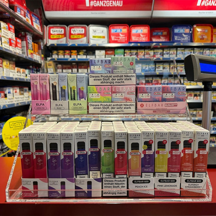 Thekenpräsenter aus Acryl mit E-Zigaretten an der Kasse im Einsatz