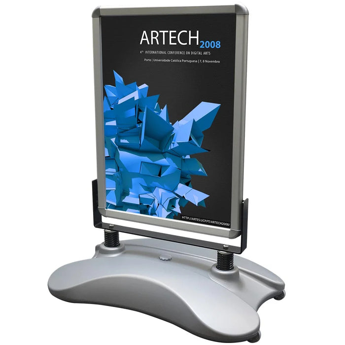 Wetterfester Kundenstopper mit Federn und Aluminium-Klapprahmen