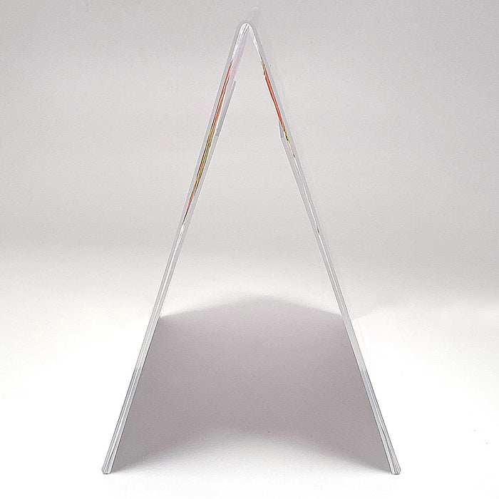 Seitliche Ansicht eines transparenten A4 Acryl Tischaufstellers