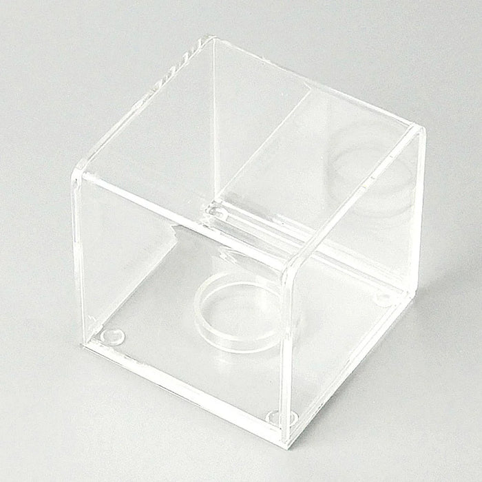 Transparenter Acryl-Würfel mit abnehmbarer Unterseite und Blick auf die Innenfläche.