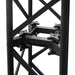 Detailaufnahme der Verbindungselemente einer Crown Truss Traversen Messewand