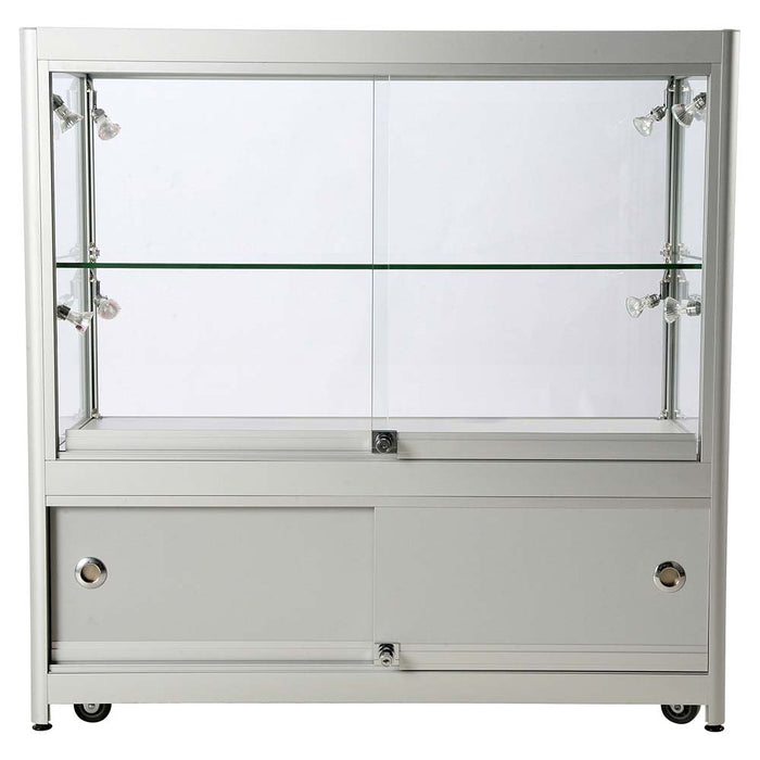 Glasvitrine Duo Tisch mit Schrank in Silber mit LED-Spots, leicht schräge Ansicht