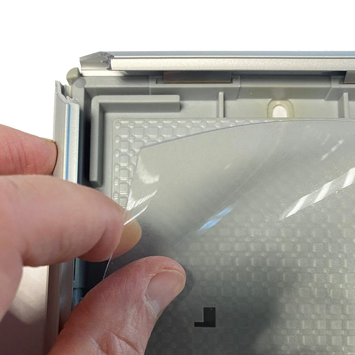 Klapprahmen 14 mm in Silber mit runden Ecken – Transparente Frontfolie über dem Plakat