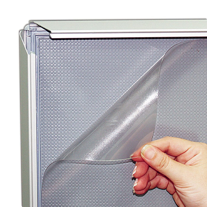 Klapprahmen 32 mm in Silber mit runden Ecken, Großformat – Transparente Frontfolie über dem Plakat