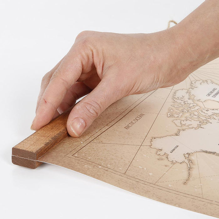 Magnetische Posterleiste Holz Buche dunkel zur einfachen Posterbefestigung ohne Rahmen