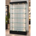 Rahmenlose Glasvitrine mit LED-Spots im Einsatz in einem Verkaufsraum und Showroom