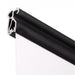 Schwarzes Klemmprofil am oberen Ende des Roll-Ups Black