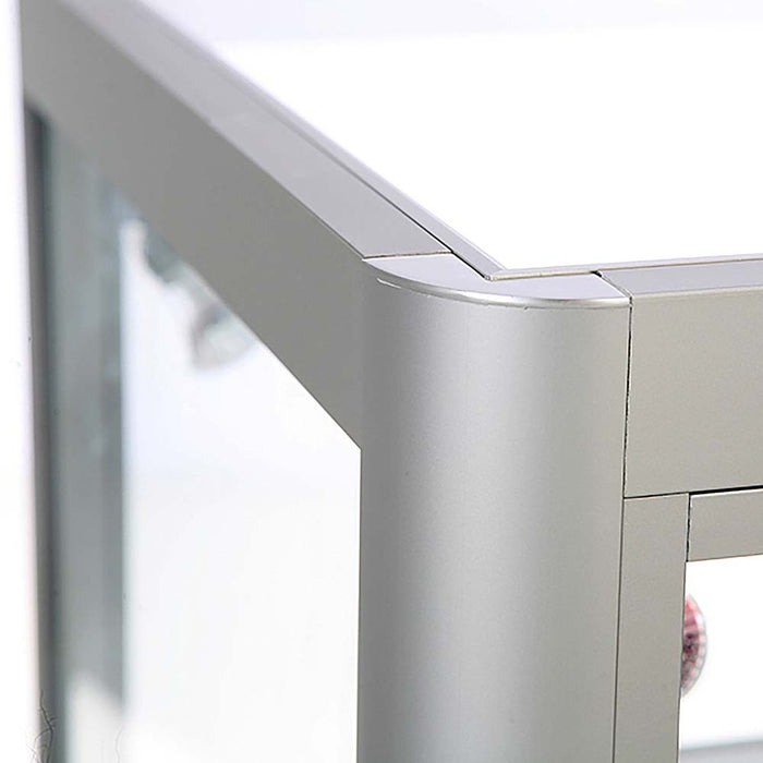 Eckprofil der Show-Vitrine Duo Tisch in Silber, Detailansicht