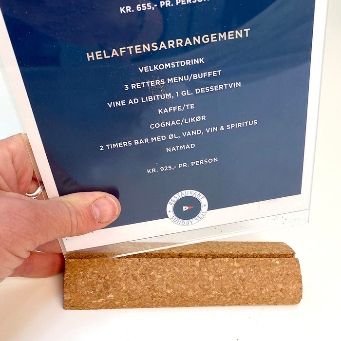 Tischdisplay aus Kork für Gastronomie und Hotel