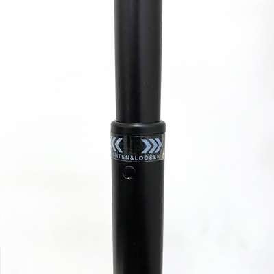 Detailansicht der Höhenverstellung der Teleskop Bannerwand