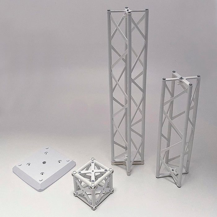 CROWN TRUSS 10 Traversenwürfel im Einsatz bei einer modularen Messewand