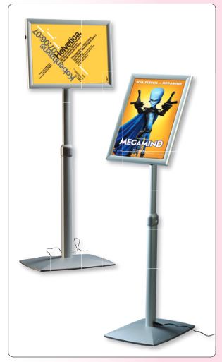 Robuster LED-Infoständer mit sicherem Standfuß und einfachem Motivwechsel