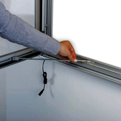 LED Info- & Menü-Schaukasten – Beleuchteter Schaukasten-abschliessbar-detailansicht-2