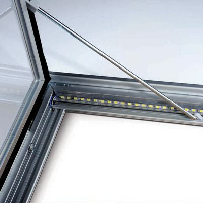 LED Info- & Menü-Schaukasten – Beleuchteter Schaukasten-abschliessbar-detailansicht-geöffnet