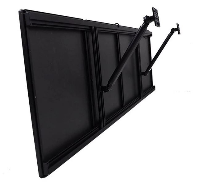 LED_Menueboard_fuer_Schnellrestaurants-haengend