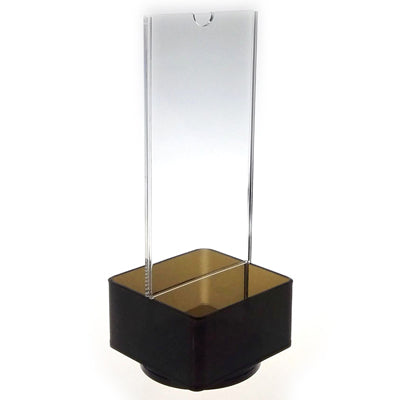 Menühalter „Salt & Pepper“ im Einsatz mit Flyer und Menagen