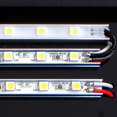 Wandmontage LED Leuchtkasten Slim-Light Lux doppelseitig für Geschäfte