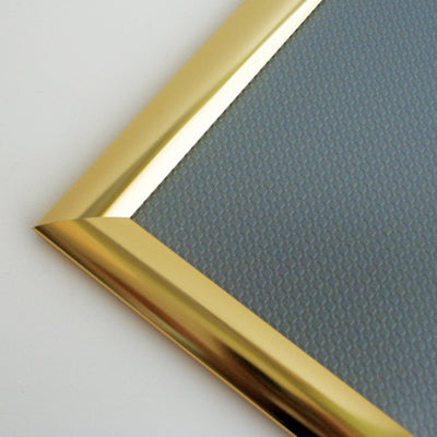Klapprahmen Aluminium Gold A4 bis 70 × 100 cm – Eckverbindung im Detail