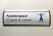 Professionelles Praxisschild für Physiotherapie und medizinische Einrichtungen