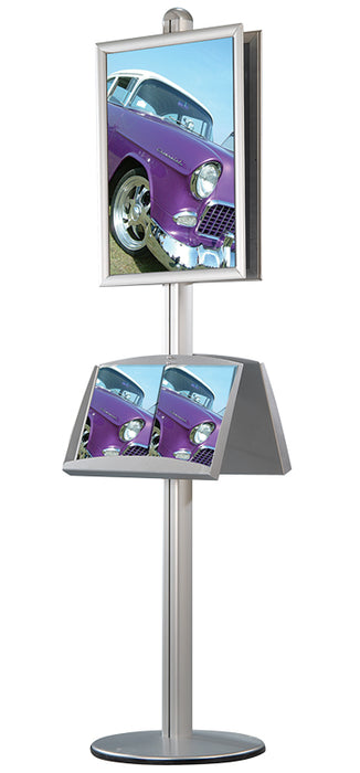 A4 Prospekthalter aus Aluminium am doppelseitigen Infoständer