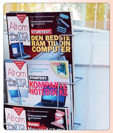 Prospekthalter für Broschüren und Flyer im Format A5, Wandmontage