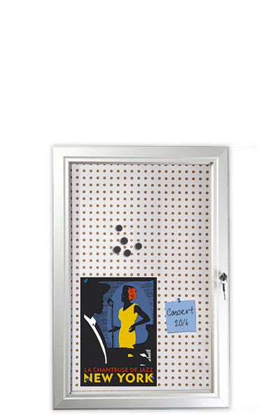Schaukasten Combi 6×A4 – Aluminiumgehäuse mit Magnetfläche & Korkrückwand